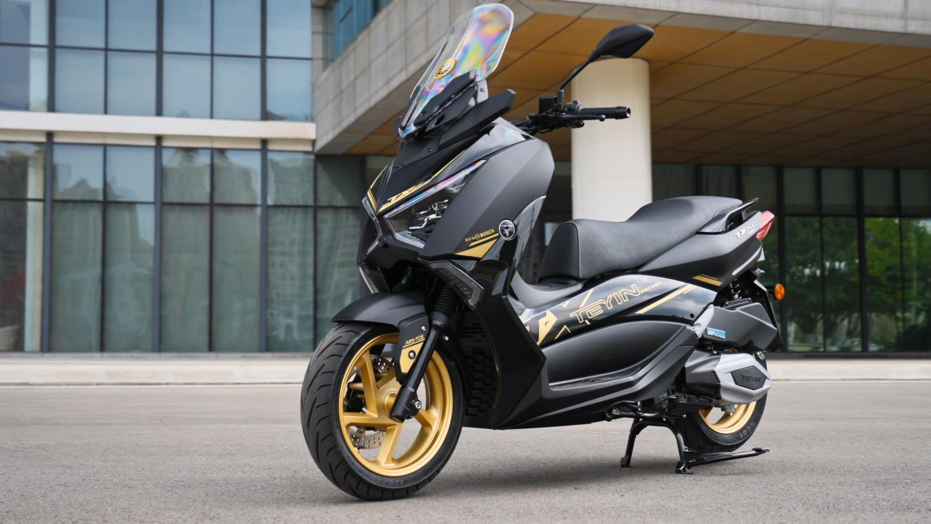 TX250F